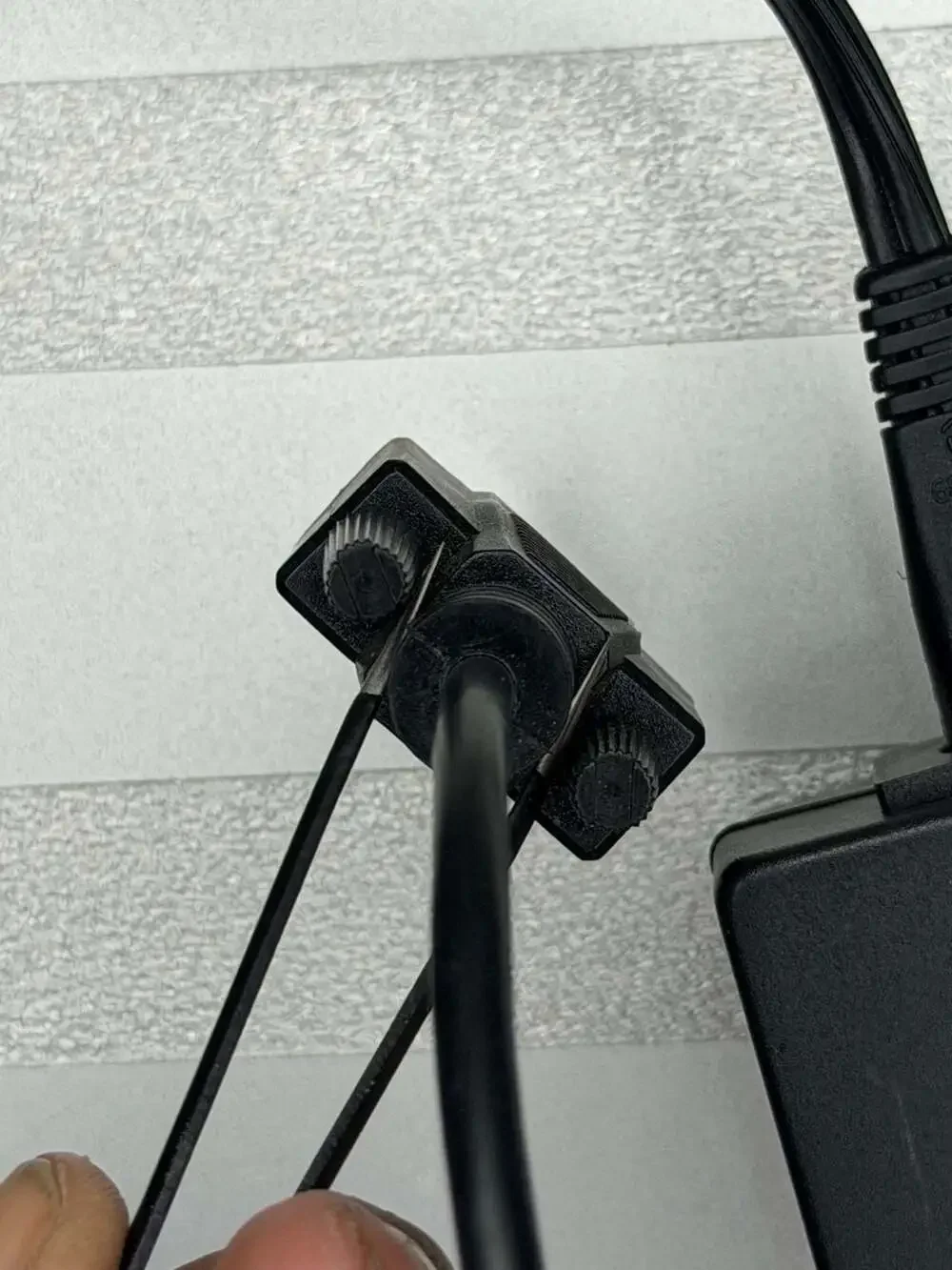 APX Technologies SA-051A5F-12 5V 1.5A Power Adapter DB9 9-Pin Serial Connector
